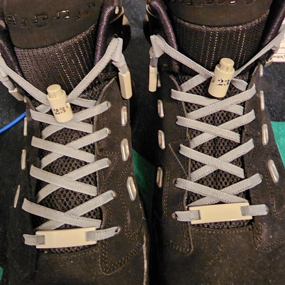 Jordan 6-17-23 size 10 in original box but used 8 out of 10 condition - Picture 5 of 11